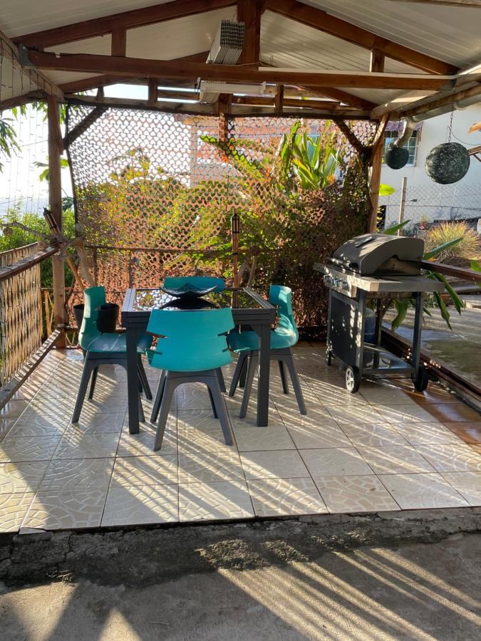 Appartement Vue Mer, Case Pilote Bagian luar foto